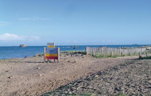 Holiday Home Pleubian 51
