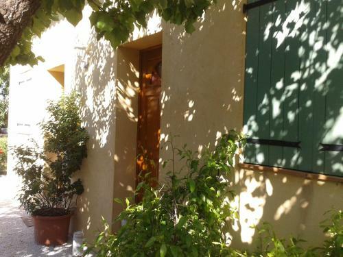 Bed & Breakfast Aux Amandiers