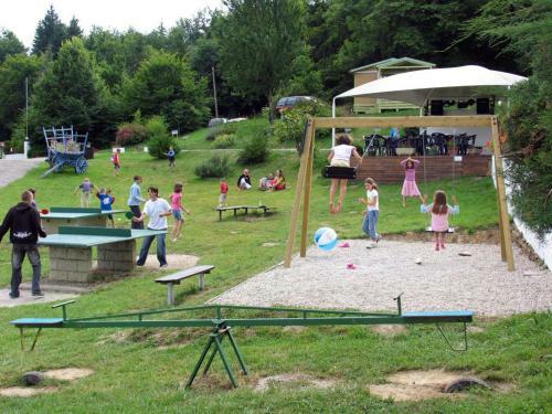 Team Holiday - Camping Le Balcon De Chartreuse