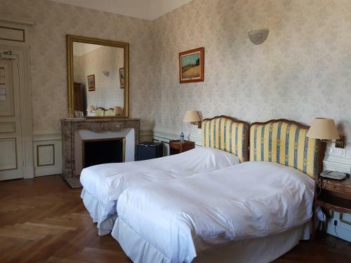 Hotel Hostellerie Du Ch�teau Des Monthairons