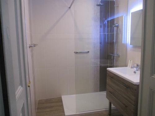 Hotel Hostellerie Du Ch�teau Des Monthairons