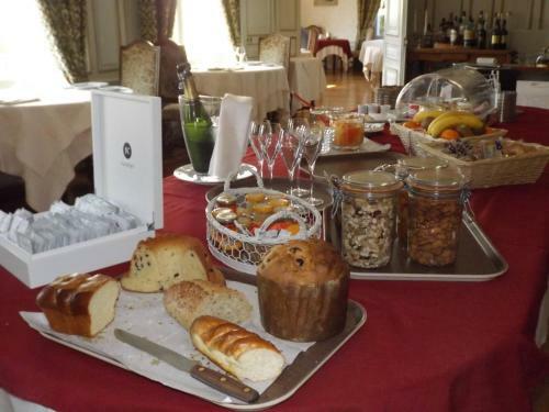 Hotel Hostellerie Du Ch�teau Des Monthairons