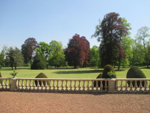 Hotel Hostellerie Du Ch�teau Des Monthairons