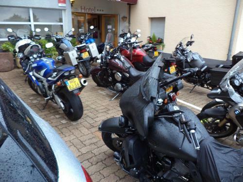 Hotel Au Logis Des Ours Belfort Nord