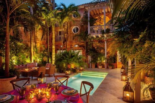 Villa Luxury 10 Br Colonial Mansion