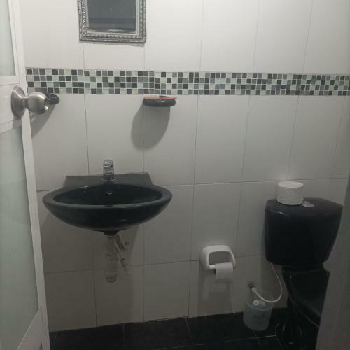 Hostal Red House 47