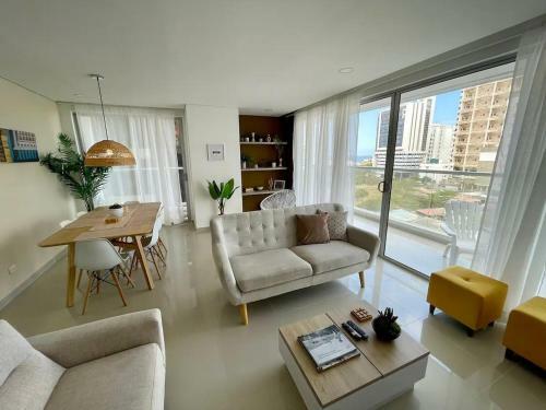 Moderno Y Amplio Apartamento Cerca A La Playa!