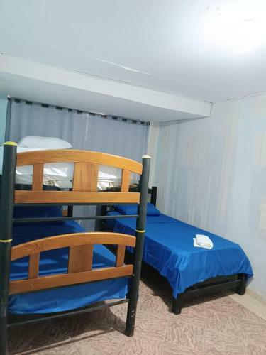 Hostal Beach Airport House
