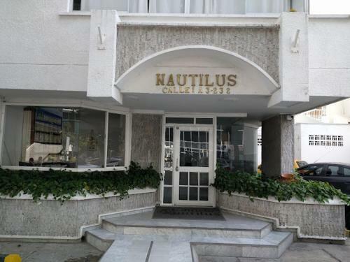 Apartamento El Laguito Beach Front