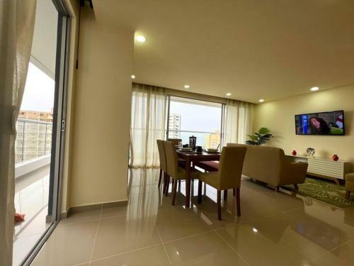 Apartamento New, Spacious And Comfortable 3bd 1500 Sq Foot Ocean View 514