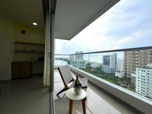 Apartamento New, Spacious And Comfortable 3bd 1500 Sq Foot Ocean View 514