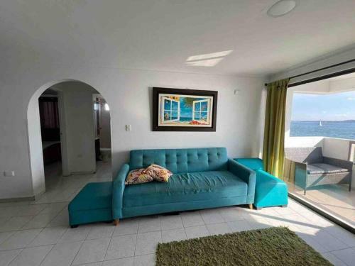 Apartamento Charming Beachfront Apt With Sea View & Pool