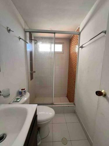 Apartamento Charming Beachfront Apt With Sea View & Pool