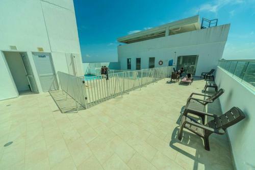 Cozy/exclusive 17th Floor Apartment With Sea View