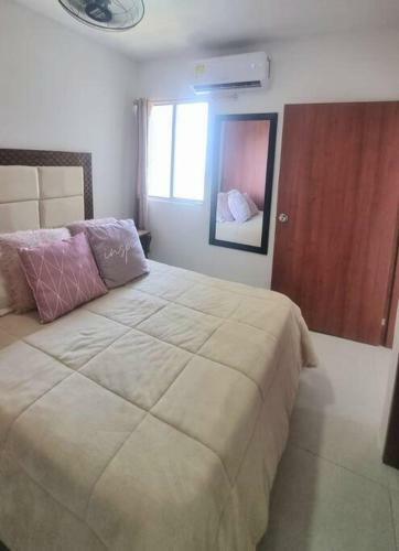 Cozy/exclusive 17th Floor Apartment With Sea View