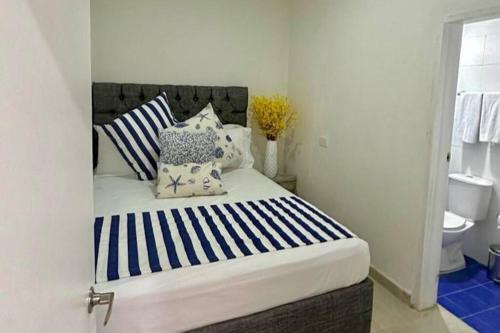 Blue House - Beachfront Luxury House With 8 Bedrooms