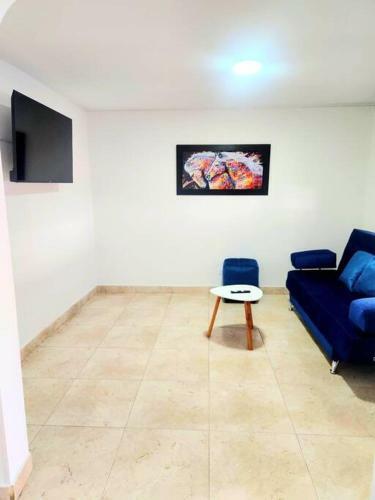 Casa Cerca Del Aeropuerto: Spa Con Sauna Y Jacuzzi