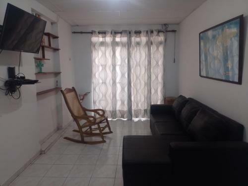Apartamento Econ�mico Familiar Canapote