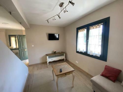 Apartamento Casa En Montealegre Reformada Y Acogedora (wifi)