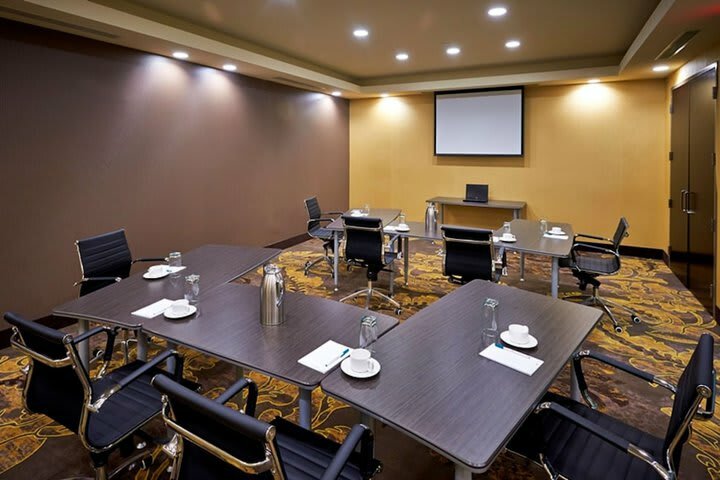 Hotel Homewood Suites By Hilton Hamilton