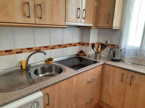Apartamento Playero Con Vistas A La Monta�a