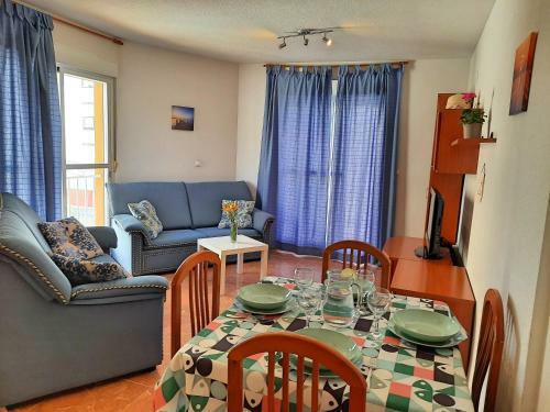 Apartamento Playero Con Vistas A La Monta�a