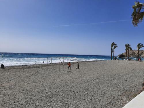 Apartamento Playero Con Vistas A La Monta�a