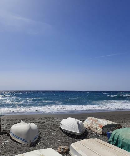 Apartamento Playero Con Vistas A La Monta�a