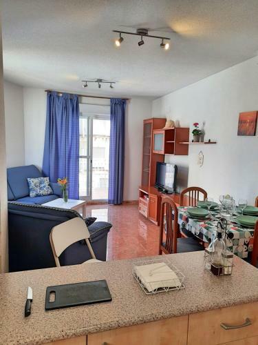Apartamento Playero Con Vistas A La Monta�a