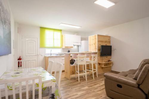 Bonito Apartamento A 100 M De La Playa