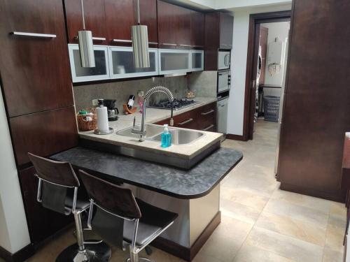 Apartamento Penthouse Poblado, Cerca Provenza Y Lleras Park.