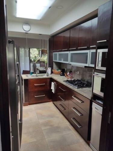 Apartamento Penthouse Poblado, Cerca Provenza Y Lleras Park.