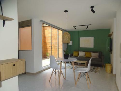 Cozy Apartment In Historic Prado