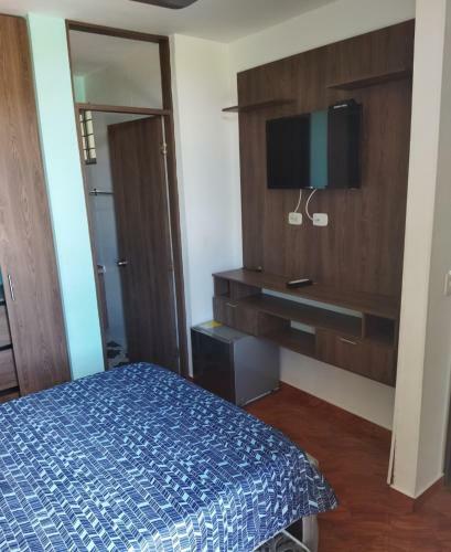 Hostal Habitaci�n Con Piscina