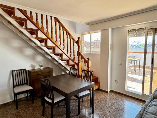 Apartamento Your Long Stay Attic Home In Valencia