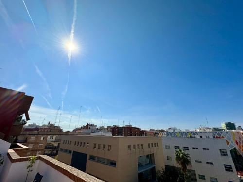 Apartamento Your Long Stay Attic Home In Valencia