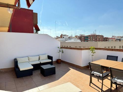 Apartamento Your Long Stay Attic Home In Valencia