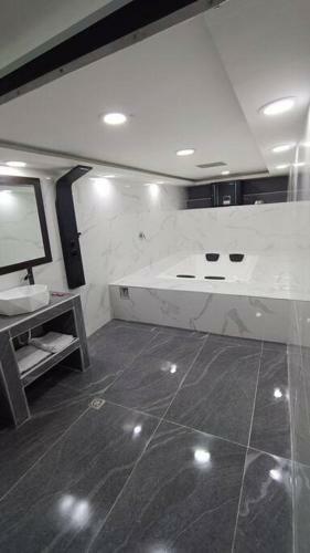 Casa Con Ambiente Familiar- Jacuzzi Privado