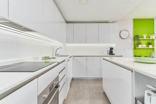Apartamento �tico Antonio Sol Primera L�nea
