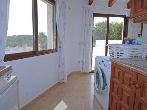 Villa Moravit, 3 Dormitorios, 6 Personas - Es-216-21