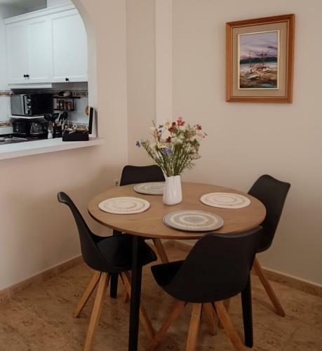 Pmt14 - City Apartment By The Beach With Pool