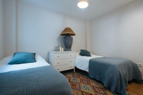 Apartamento Pz Triana Amplio, Moderno Y Luminoso Apt 2d 2b
