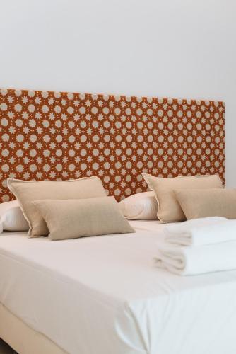 Apartamento Eva Recommends Castellar Pool & Terrace