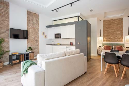 Hommyhome Conteros Cathedral Apartments