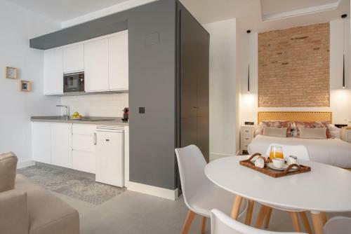 Hommyhome Conteros Cathedral Apartments