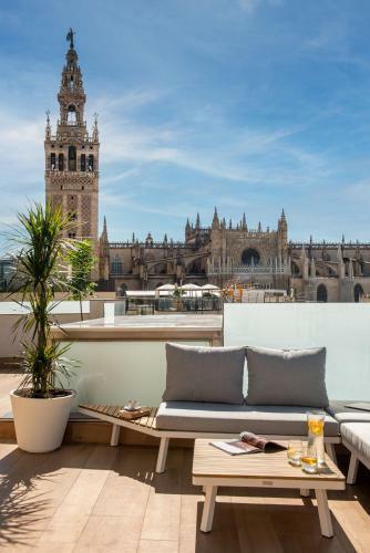 Hommyhome Conteros Cathedral Apartments