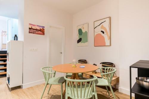Apartamento Santa Barbara Central Suites, Sevilla
