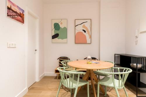 Apartamento Santa Barbara Central Suites, Sevilla