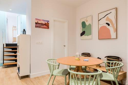 Apartamento Santa Barbara Central Suites, Sevilla
