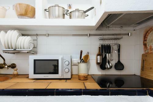 Apartamento Aitana's Retreat With Charming Garden